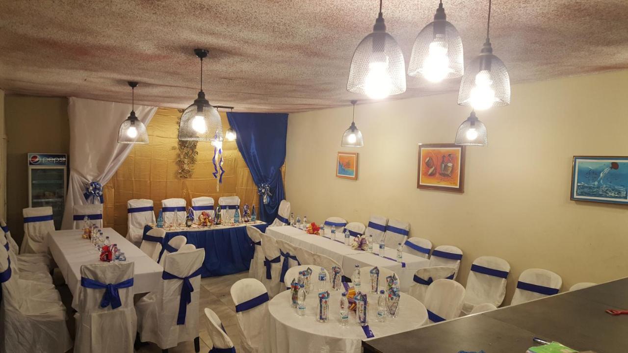 Hotel Residence Vera Abidjan Kültér fotó